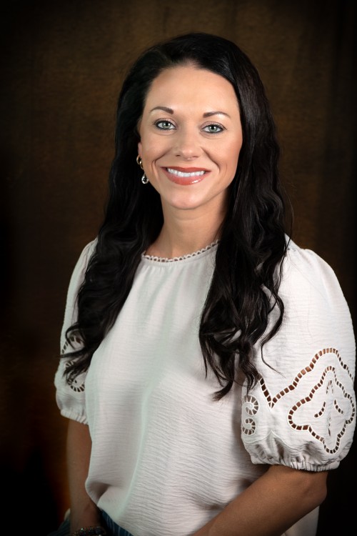 Click to view profile for Lindsey Sundeen, CNM, WHNP